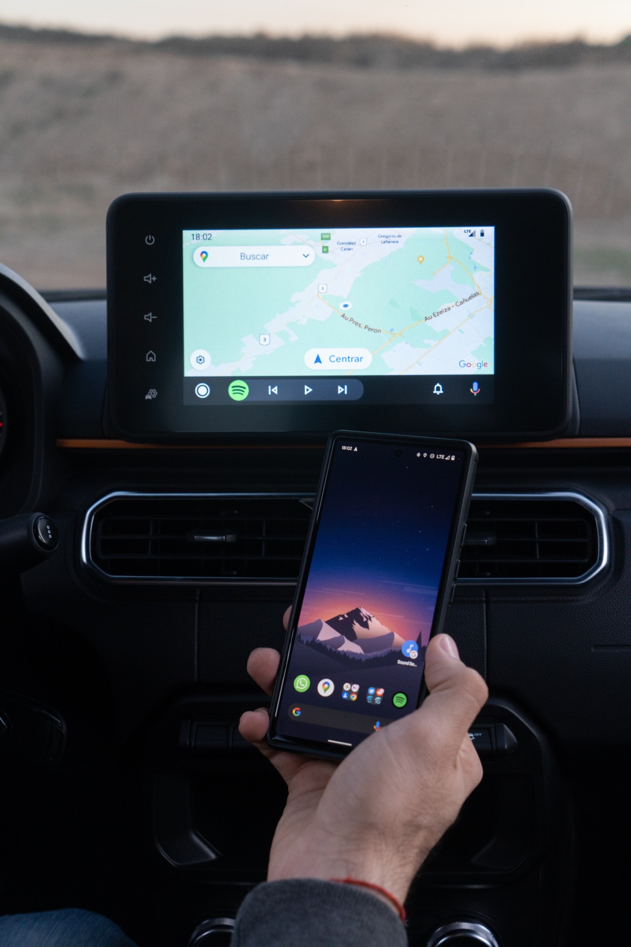 Renault Oroch: DL0Y9l8rPgOLkGPTdpyrK4Hc5Xq64L-metaT1JPQ0gtT1VUU0lERVIgKDM3KS5qcGc=-.jpg