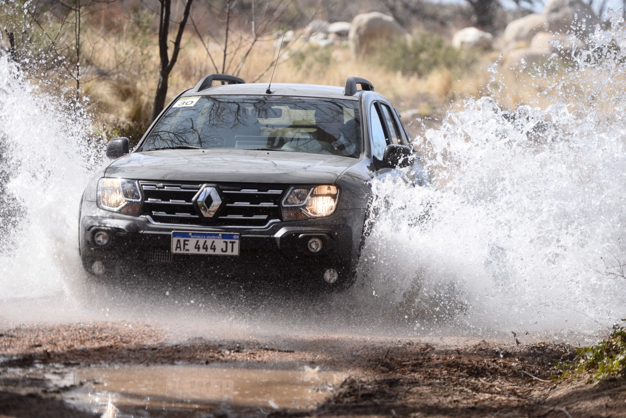 Renault Oroch: Fp3uS97QOU4HPKiJE9NbUEj6llhfCC-metabGFuemFtaWVudG8gb3JvY2ggKDYpLmpwZw==-.jpg