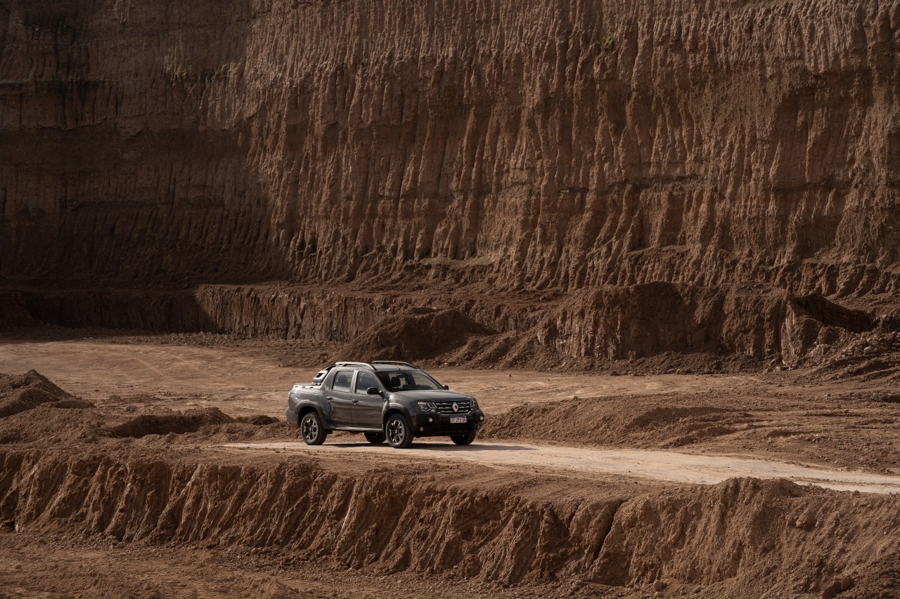 Renault Oroch: HLp31ZIw6xZscBmWPAYMaDJkuFCmMN-metaT1JPQ0gtT1VUU0lERVIgKDExKS5qcGc=-.jpg