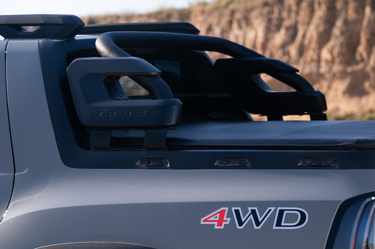 Renault Oroch: k7AiT0bwAbjUUxw116iJLXfrPMVeSh-metaT1JPQ0gtT1VUU0lERVIgKDMyKS5qcGc=-.jpg