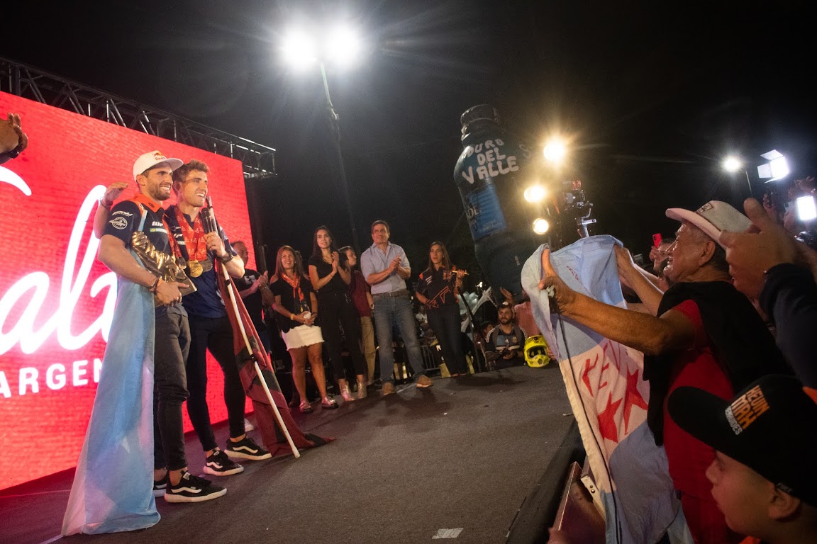 Mirá la galería de imágenes de los festejos de los Benavides en Salta: BENAVIDESFESTEJO10.jpg