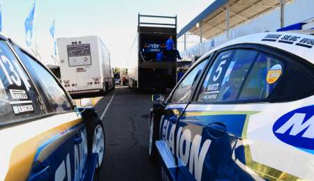 Moggia hizo la pole con record