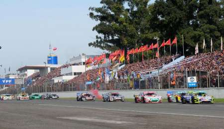 Un invitado que se bajó repentinamente de los 1000 kilómetros