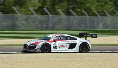 Pole de Russo en GT3