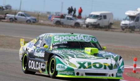 Canapino al frente en el sur