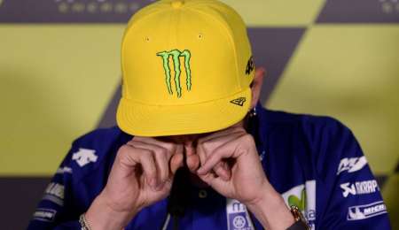 "Tiene que haberle pasado algo a la moto"