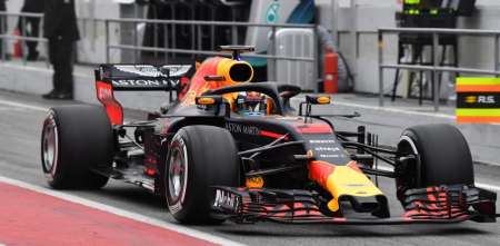 Ricciardo dominó el día en Barcelona