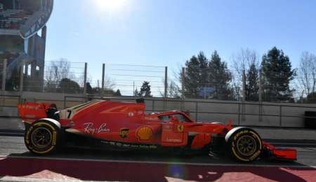 Raikkonen domina la mañana de Barcelona