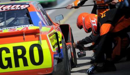 Ensayaron el cambio de neumáticos 