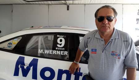 "El equipo va a seguir, seguramente en dos categorías"