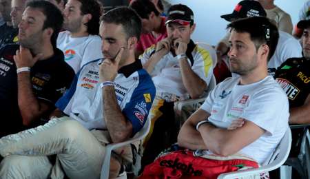 El ambiente teceísta, indignado