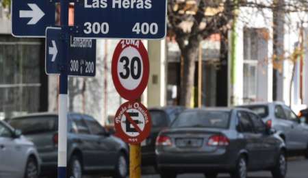 Proponen reducir la velocidad máxima urbana a 30 km/h