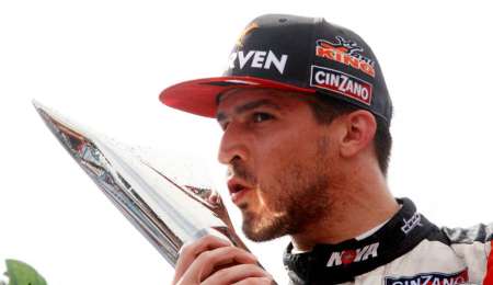 Los detalles de Rossi a Ford