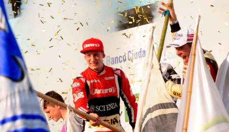 Dos que subieron al podio como invitados y ahora serán titulares