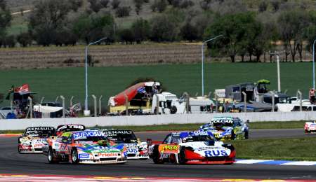 El show de boxes del TC en La Pampa