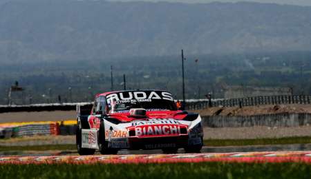 Tres que quieren sumar para ser parte de la definición