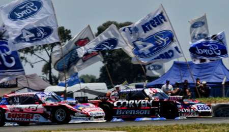 La ACTC autorizó a cuatro pilotos a participar del TC