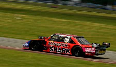 Un demoledor Benvenuti se quedó con la primera serie