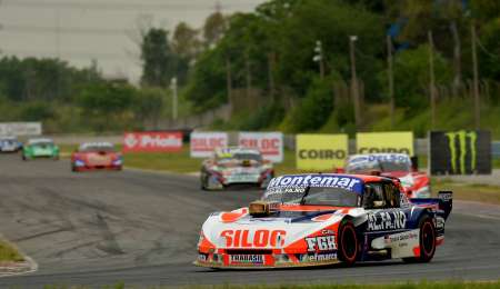 Santero fue demoledor y se quedó con la última serie