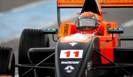 Fenestraz ganó bajo la lluvia