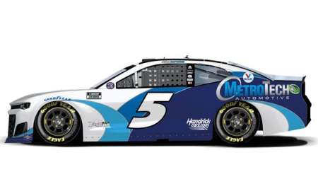 Nascar: Larson ganó la Pole de la Coca-Cola 600 en Charlotte