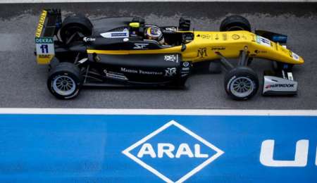 Mala fortuna para Fenestraz en las carreras del domingo