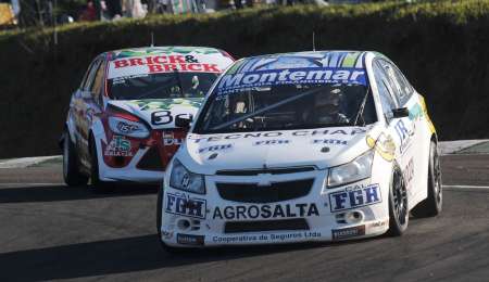 Santero manda en la clase mayor