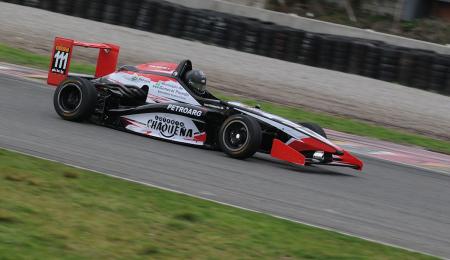 El Croizet Racing probó en el Gálvez