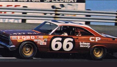 Jim Clark también corrió en Nascar