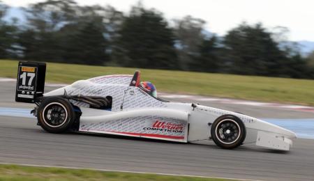 Vezzaro, el más veloz del segundo ensayo