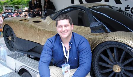 Un Zonda de 100 mil monedas y 500 mil soldaduras