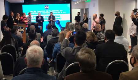 Emotivo agasajo a la prensa en Volantes