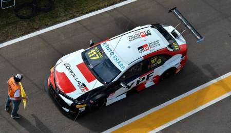 Rossi cerró los entrenamientos