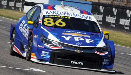 Canapino hizo la pole y sueña con el título