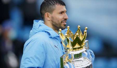 El costado fierrero del Kun Agüero