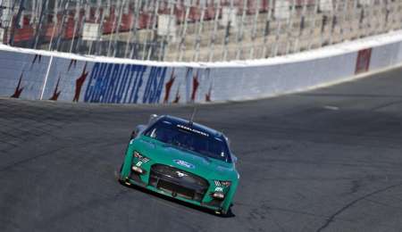 Nascar probó con 670 HP en su nuevo auto