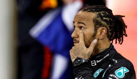 “A Hamilton le robaron”