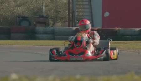 Márquez se prepara, hasta en karting
