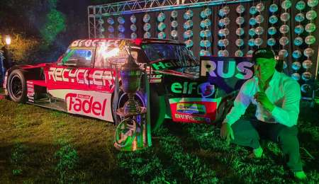 "Es loco pensar que no vamos a correr con el auto campeón"