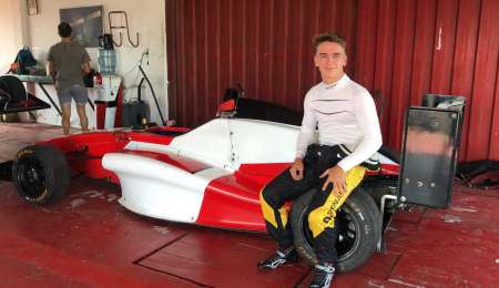 Pernía prueba en Paraná