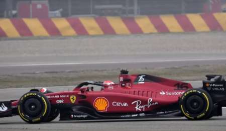 El Ferrari F1-75 ya en pista