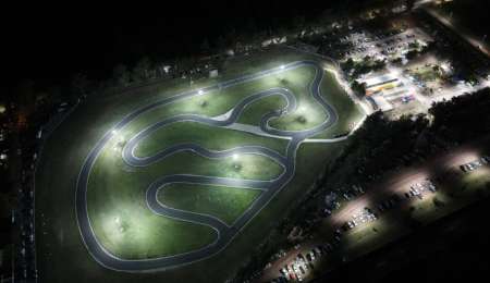 Charata tiene su kartódromo con iluminación