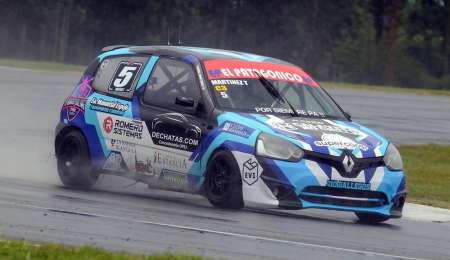 Pole provisoria para Martínez