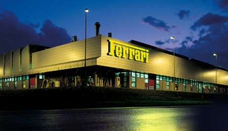 Ucrania: Ferrari dona un millón de euros