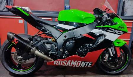 Zapaya con moto nueva