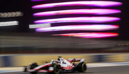 Haas siguió y Magnussen marcó lo mejor