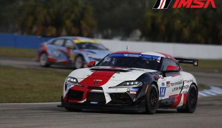 Jakos clasificó séptimo en Sebring