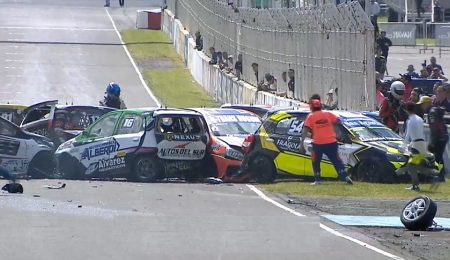 Mirá el espeluznante accidente en Paraná