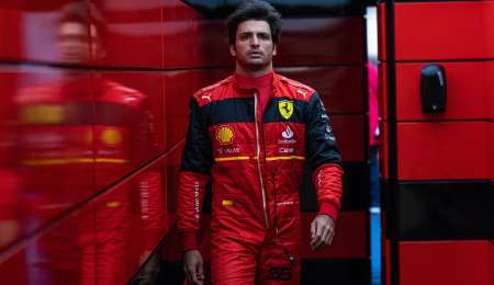 Acuerdo para que Sainz siga en Ferrari