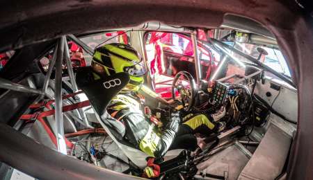 “Hay que adaptarse bien al circuito e ir de menos a más”